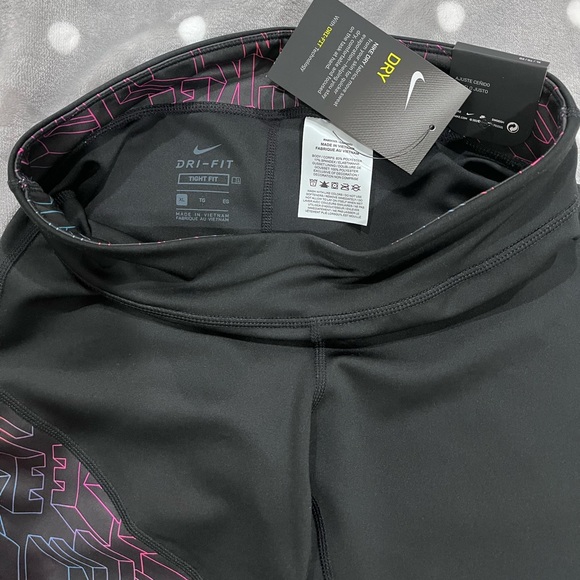 New with tags Nike Dry fit leggings - Picture 3 of 4